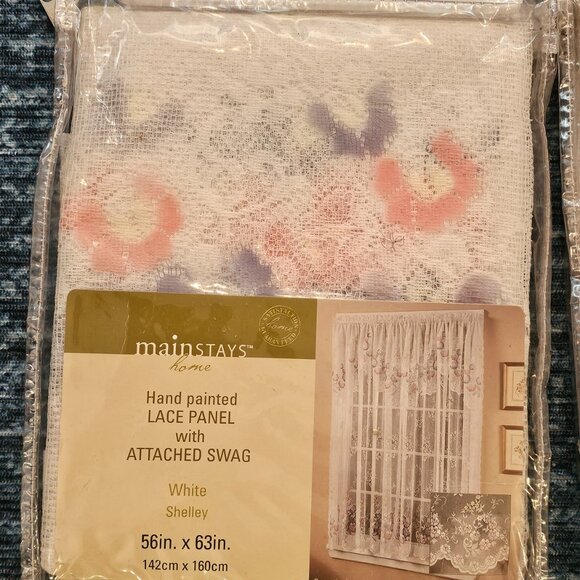 Curtains - Picture 4 of 10